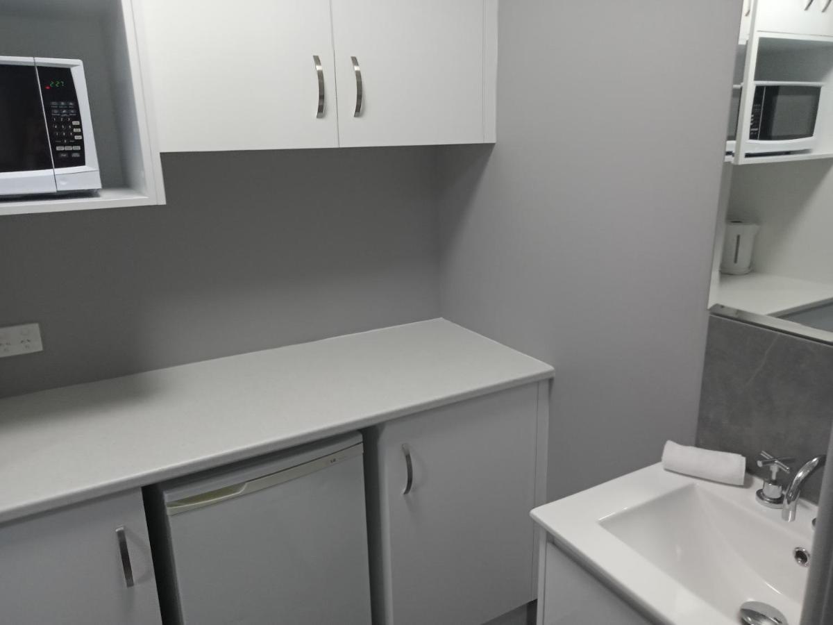 Solomon Inn Motel Figtree Wollongong Bagian luar foto