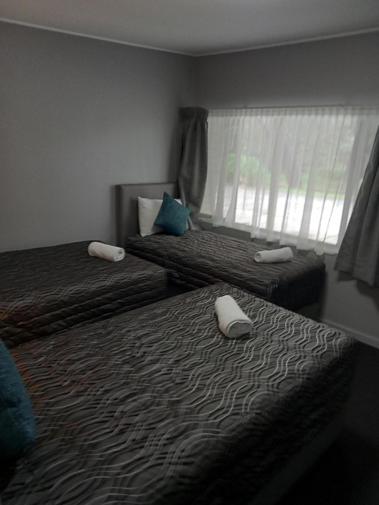 Solomon Inn Motel Figtree Wollongong Bagian luar foto