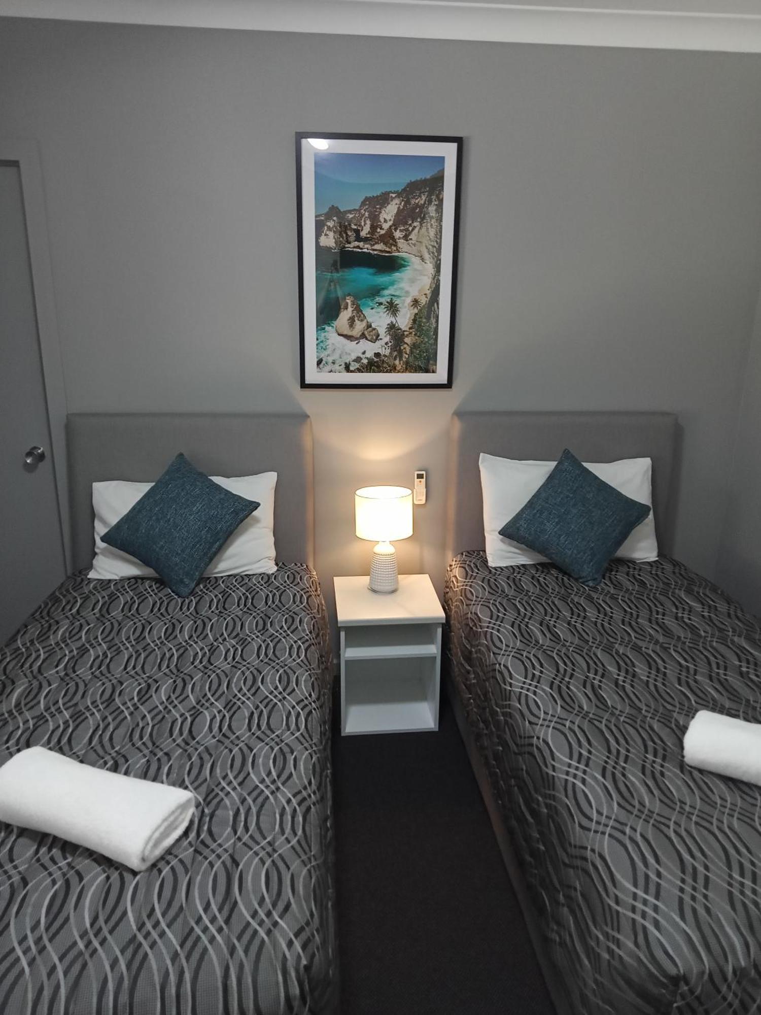 Solomon Inn Motel Figtree Wollongong Bagian luar foto